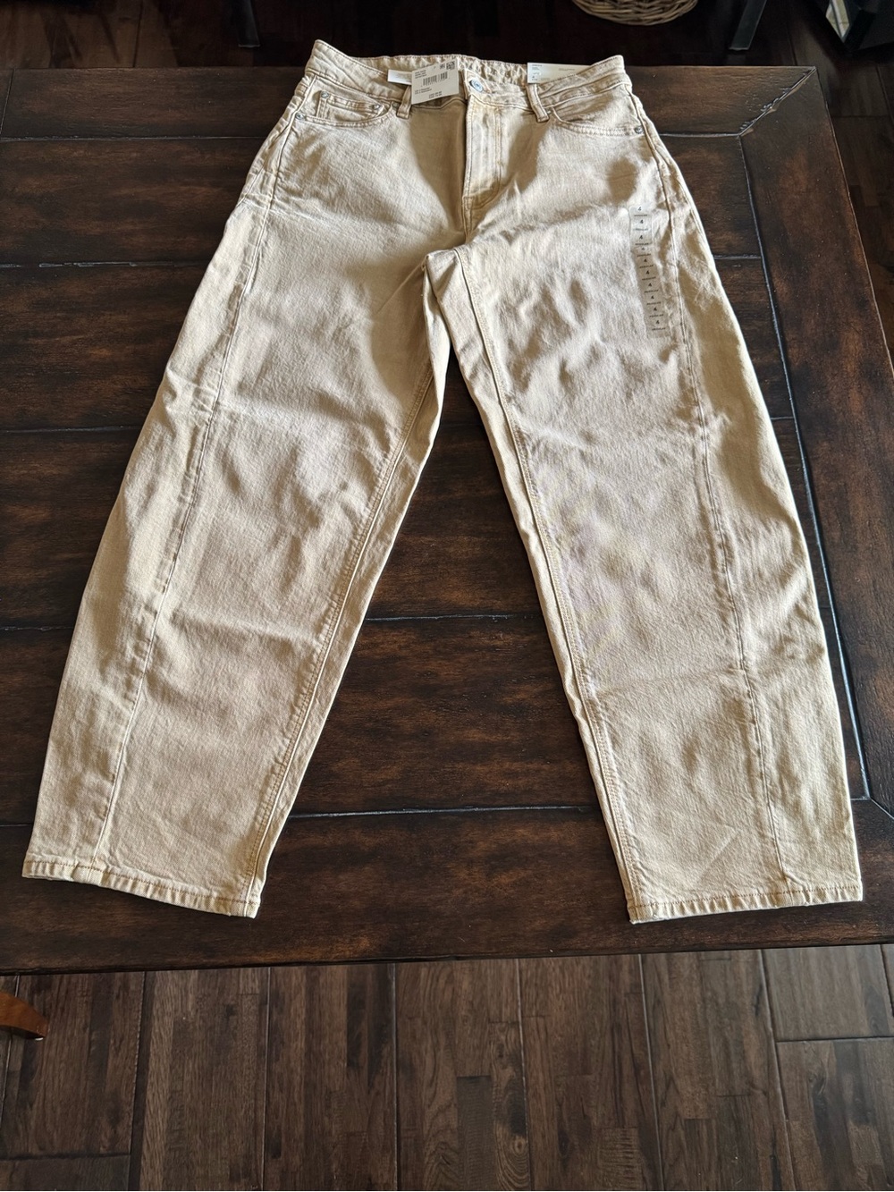 American Eagle Stretch Tan Barrel Leg Jeans Size 4 Regular